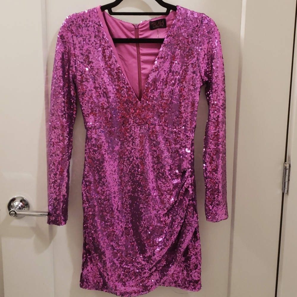 Purple long sleeve sequins dress